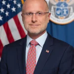 Brendanas Carras patikslina savo komentarus apie transliavimo licencijas