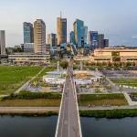 Vilniaus gyventojas įtariamas narkotikų platinimu ir vagyste iš karinio objekto