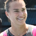 Sabalenka ir Gauff triumfuoja Majamio turnyre, nors incidentas su kamera sukėlė nerimą teisėjui