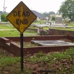 Netinkamos akimirkos laidotuvėse: kaip išvengti socialinių klaidų