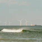 JAV sumokės TotalEnergies 1 mlrd. dolerių už atsisakymą plėtoti jūrų vėjo energetiką