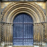 Neįprasta rotonda Anglijoje primena „Žvaigždžių karų“ Mirties žvaigždę