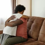 Patėvis atsisako įvaikinti podukrą, šeima susiduria su krize