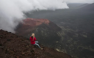 Kikai supervulkanas Japonijoje vėl aktyvėja: nauji tyrimai atskleidžia magma kaupimąsi