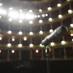 Britų humoro magija: kodėl jis toks išskirtinis?