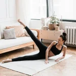 Naujos treniruočių programėlės padeda sportuoti namuose