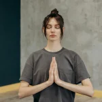 Pajautų meditacija: kaip susidoroti su sudėtingomis mintimis