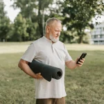 Gyvenimo džiaugsmas senatvėje: kaip išlikti jauniems