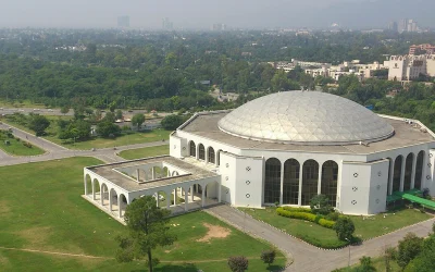 Irano užsienio reikalų ministro derybos Pakistane: geopolitikos kontekstas ir pasekmės Europai