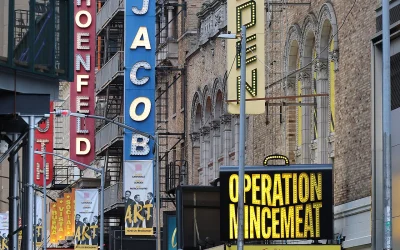 Broadway spektakliai, įkvėpti žurnalų straipsnių: netikėti ryšiai