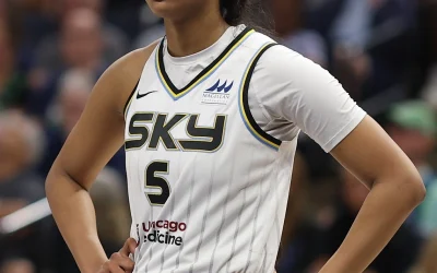 Čikagos Sky išmainė Angel Reese į Atlantos Dream komandą