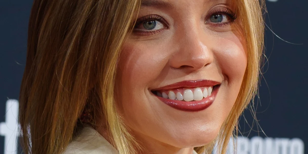 Sydney Sweeney atskleidžia melą apie influencerį ir sulaukia pagyrimų už tai