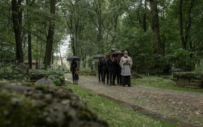 Įžymybės, kurių tikėjimas stebina: dvasinė galia Holivude