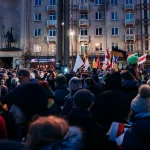 Dienos apžvalga: Geopolitika, inovacijos ir socialiniai judėjimai