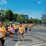 Bėgikų vienišumo problema: ar visi bėgikai kada nors atsiduria toli nuo kitų?