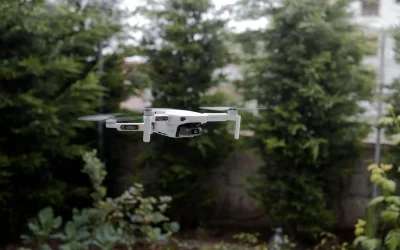 Dronai: nuo žaislų iki karo įrankių