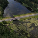 Teismas atskleidžia keistus Howard Sterno darbo reikalavimus