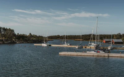 Golfo Suomijoje dramatiška situacija: laivų spūstys ir geopolitinės įtampos