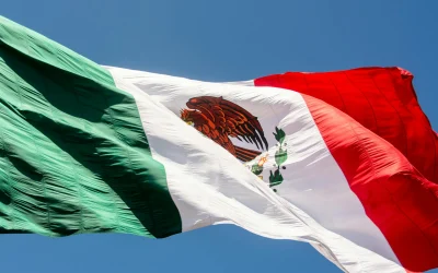 Naftos kainos šoktelėjo, akcijų rinkos patyrė nuostolius po JAV prezidento kalbos