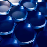 Grafenas išlaisvina elektronus: naujas kvantinis skystis iššaukia fizikos dėsnius