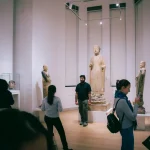 Kultūros paveldo šviesoje: Stormzy nepralaidžios liemenės paroda Londone