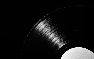 Kaip rasti vinilo plokštelių internetu: geriausi patarimai ir platformos