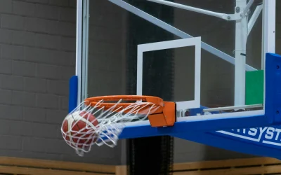 2026 metų NBA atkrintamųjų varžybų tvarkaraštis ir komandos paveikslėlis prieš sezono pabaigą