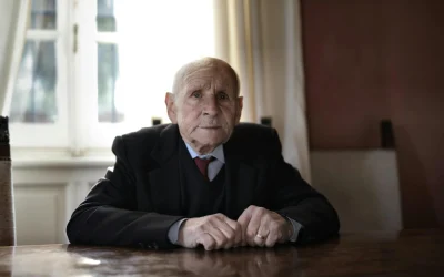 Kodėl vyresnio amžiaus žmonės labiau kenčia nuo gripo ir COVID-19?