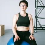 Moteris skundžiasi dėl gėdos sporto salėje: „Sakė, kad čia yra vedę vyrai“