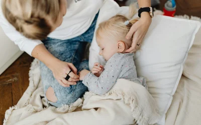 Kodėl vaikams tamsėja oda aplink kaklą ir pažastis?