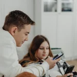 Skaitmeninių prietaisų grėsmė mūsų privatumo teisėms