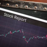 Rekordiniai spekuliai prieš Europos akcijas: ką tai reiškia Lietuvai?