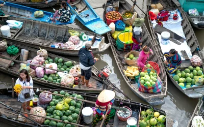 Azijos akcijų rinkos pasiekia šešių savaičių aukštumas dėl taikos derybų su Iranu vilties