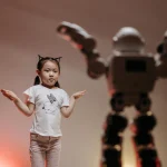 Naujas žingsnis robotų intelekto srityje: savarankiškas mokymasis be priežiūros