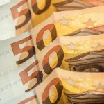 Dienos apžvalga: Ekonominiai iššūkiai ir politiniai pokyčiai Europoje
