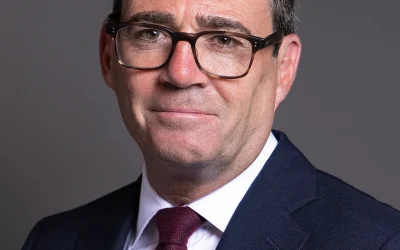 Andy Burnham naujo kabineto signalai apie Britanijos kryptį